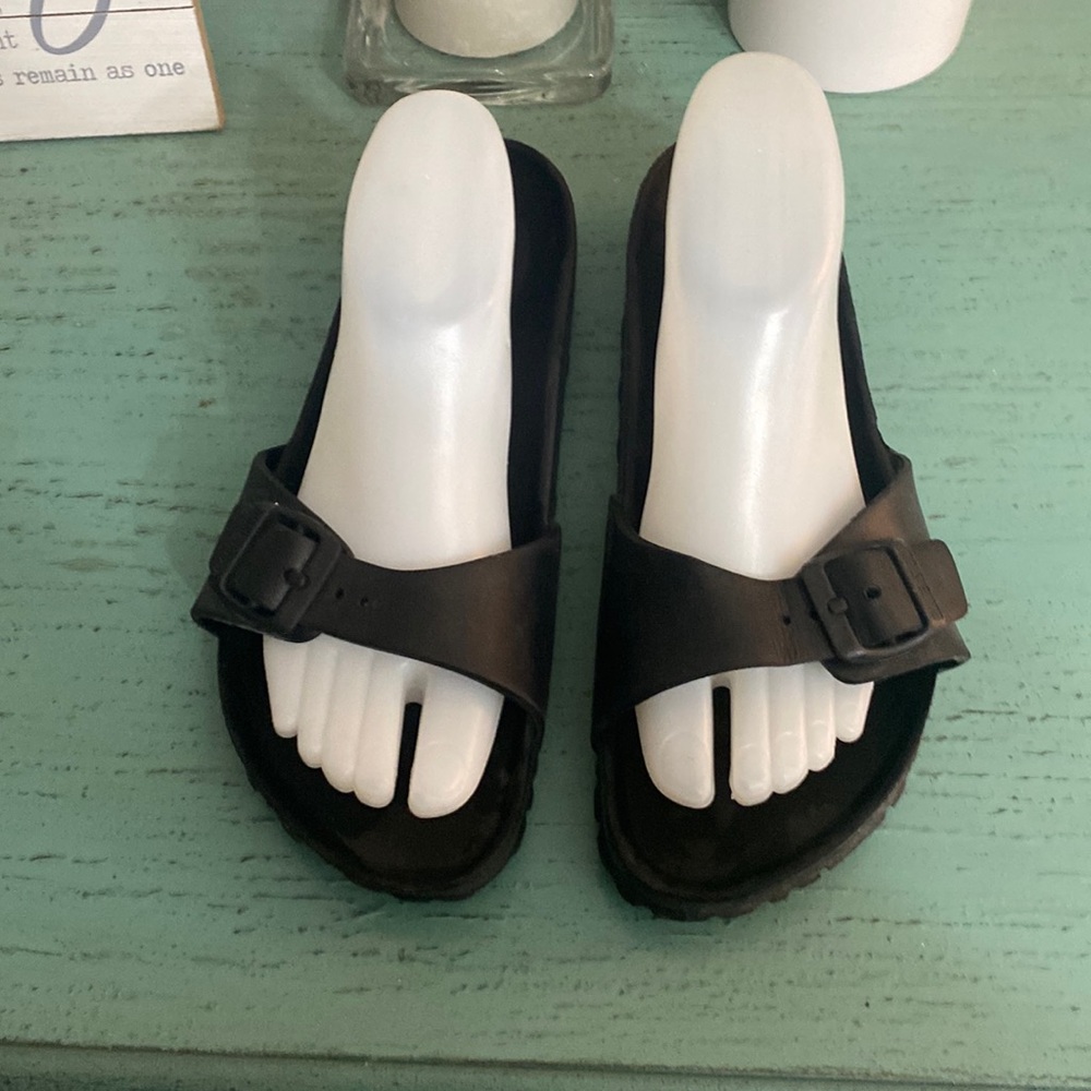 Women Birkenstock sandals SZ 39